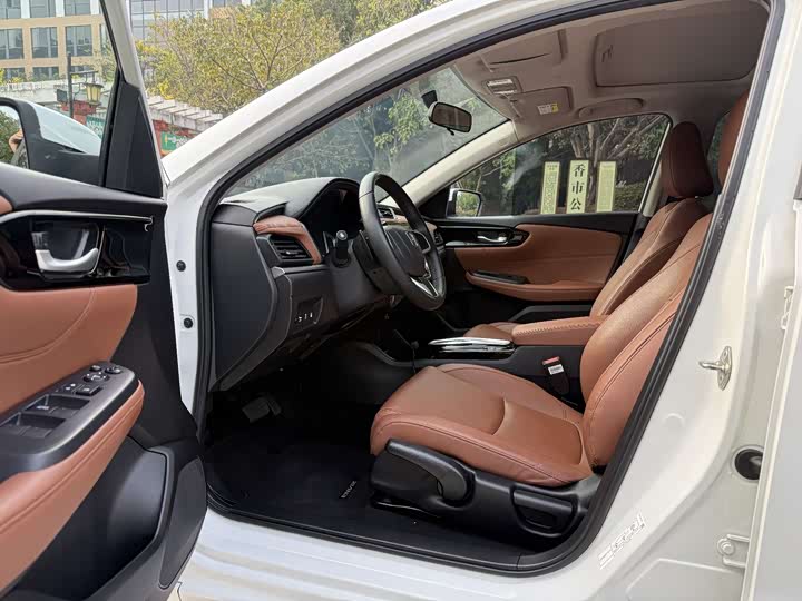 Фото 8 - Honda Envix