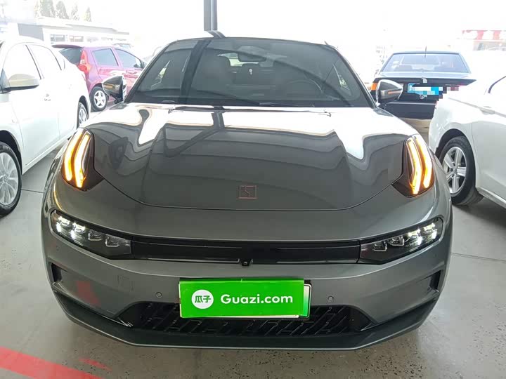 Фото 3 - Zeekr 001