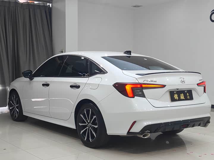 Фото 6 - Honda Integra