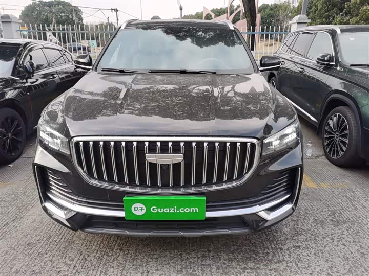 Фото 3 - Geely Monjaro