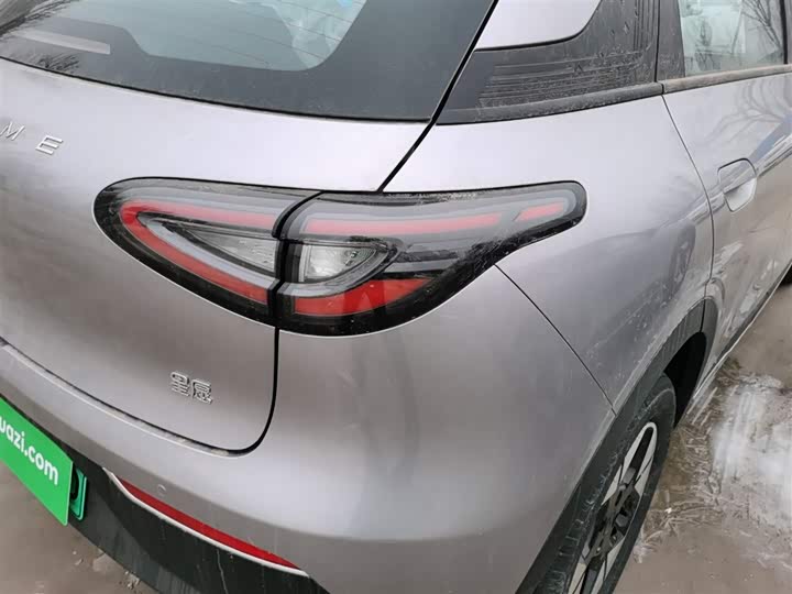 Фото 8 - Geely Galaxy Geome