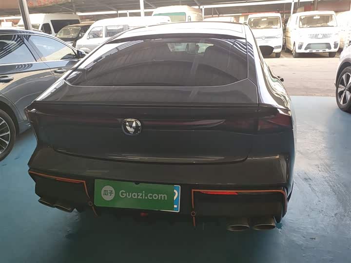 Фото 6 - Changan UNI-V