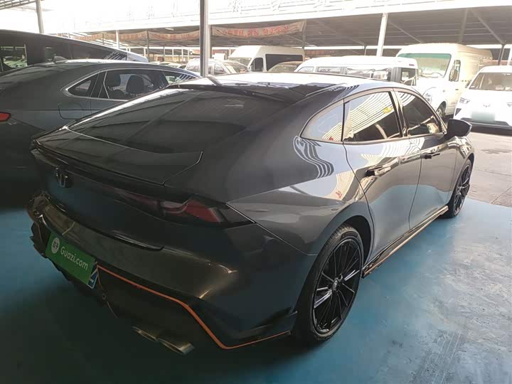 Фото 7 - Changan UNI-V