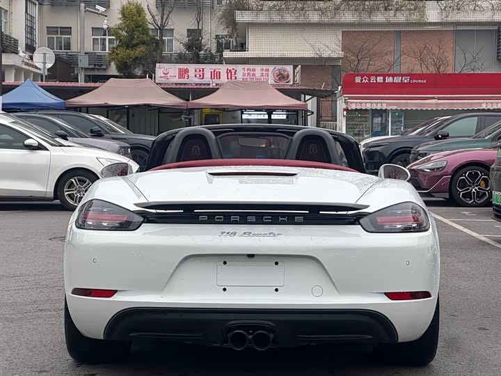 Фото 4 - Porsche 718