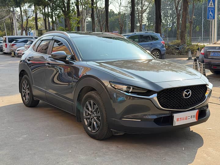 Фото 3 - Mazda CX-30