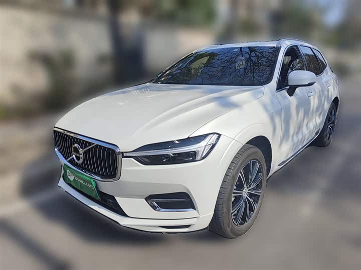 Фото 2 - Volvo XC60
