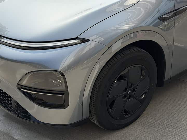 Фото 2 - XPeng G6