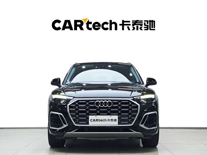 Фото 2 - Audi Q5L