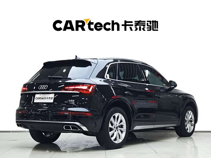 Фото 4 - Audi Q5L