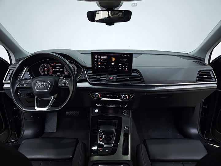 Фото 7 - Audi Q5L