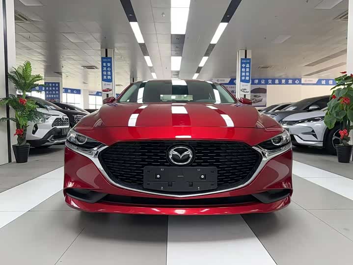 Фото 2 - Mazda 3 (Axela)