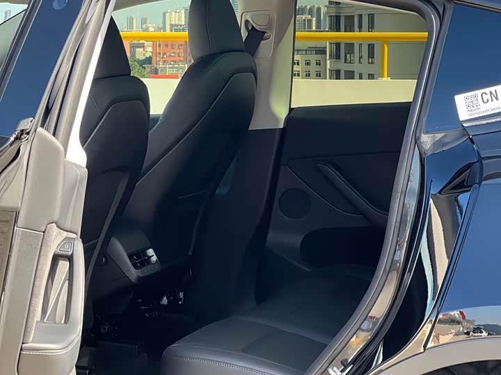 Фото 4 - Tesla Model Y