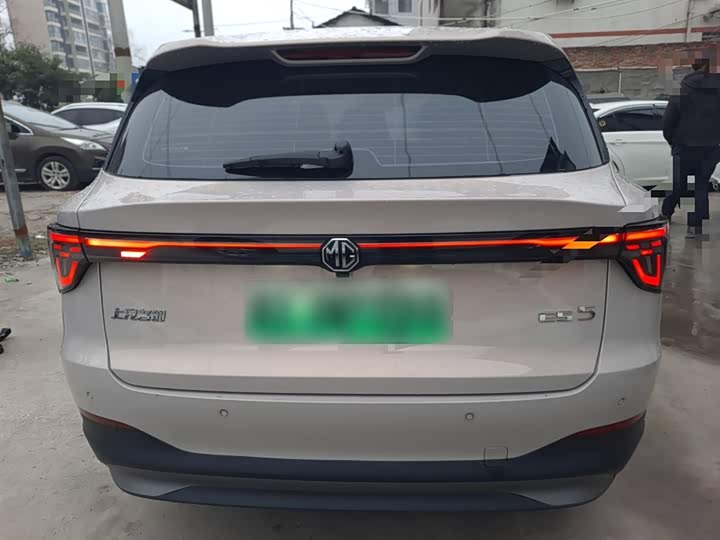 Фото 6 - MG Motor ES5