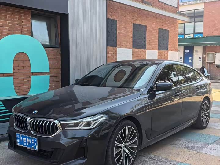 Фото 1 - BMW 6 Series GT