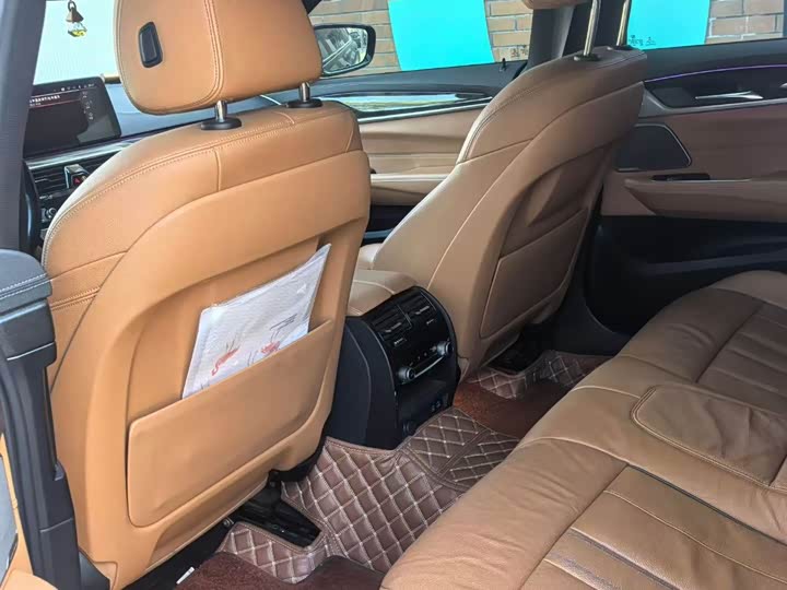 Фото 6 - BMW 6 Series GT