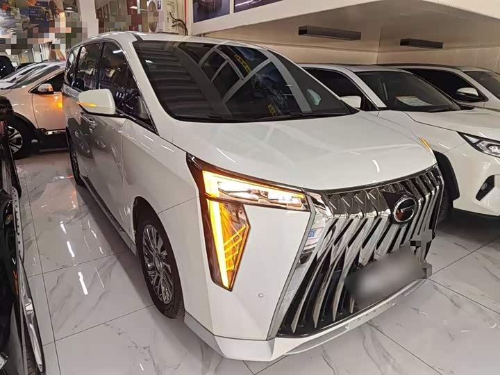 Фото 4 - GAC Trumpchi M8