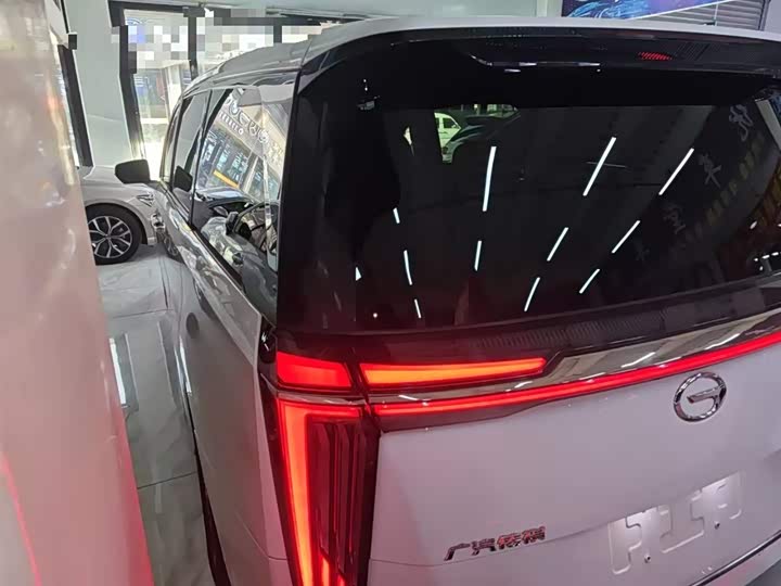 Фото 5 - GAC Trumpchi M8