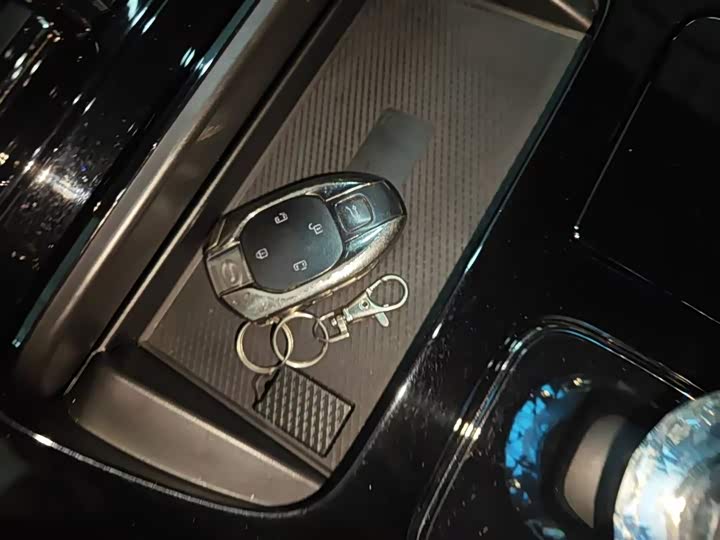 Фото 9 - GAC Trumpchi M8