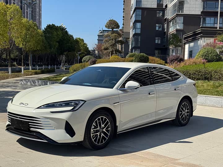 Фото 1 - BYD Seal 07 DM-i Hybrid