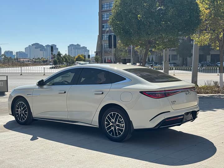 Фото 6 - BYD Seal 07 DM-i Hybrid