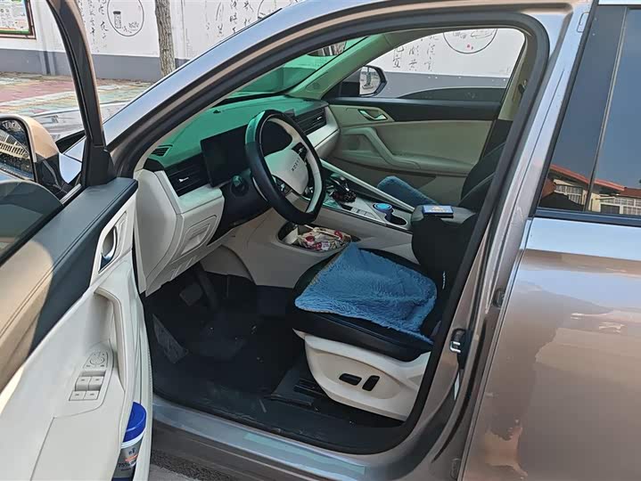 Фото 9 - Roewe D5X DMH