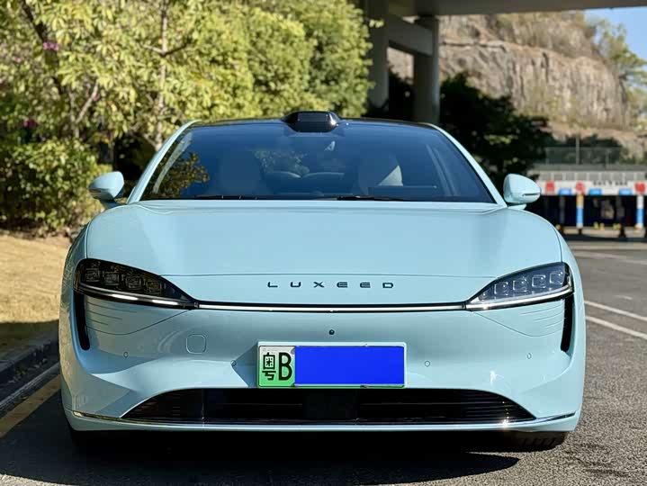 Фото 2 - Luxeed S7