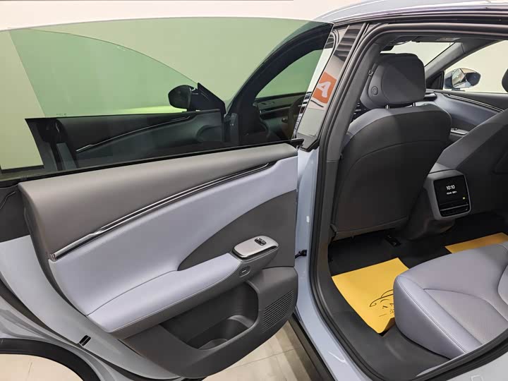 Фото 8 - XPeng G7