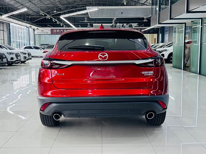 Фото 9 - Mazda CX-4