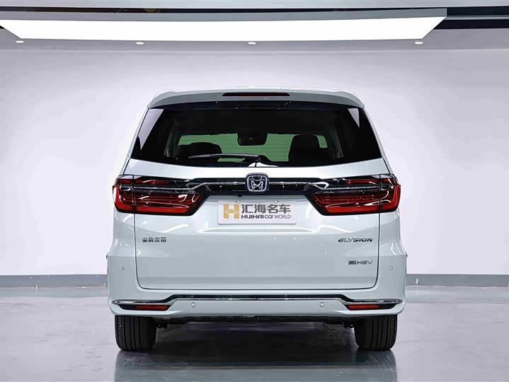 Фото 5 - Honda Elysion