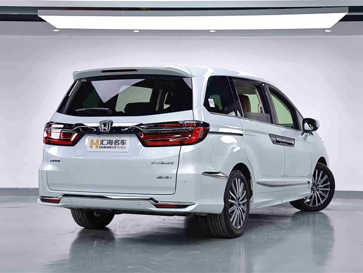 Фото 6 - Honda Elysion