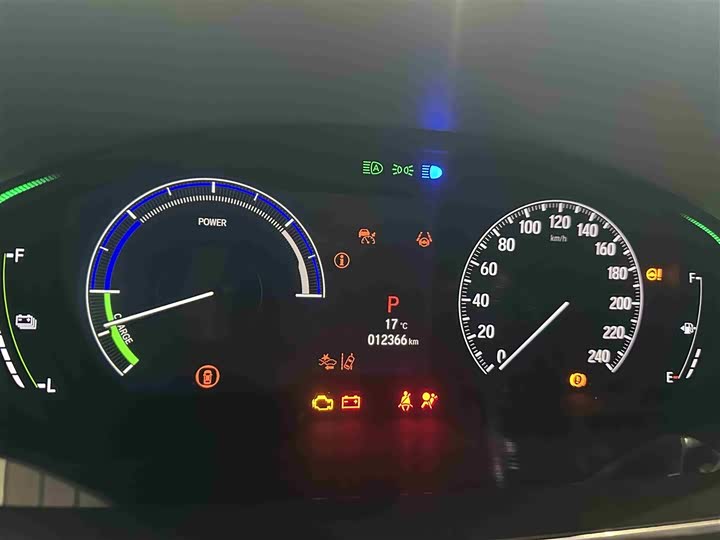 Фото 9 - Honda Elysion