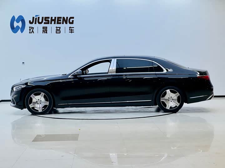 Фото 3 - Mercedes-Benz Maybach S-Class