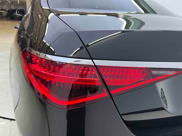 Фото 8 - Mercedes-Benz Maybach S-Class