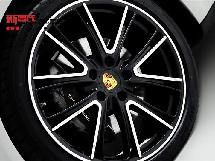 Фото 6 - Porsche Panamera