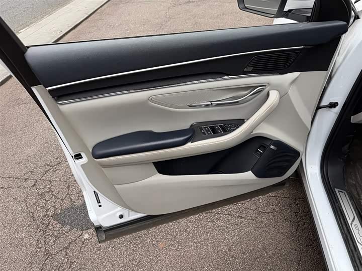 Фото 6 - BYD Song Plus Hybrid/EV