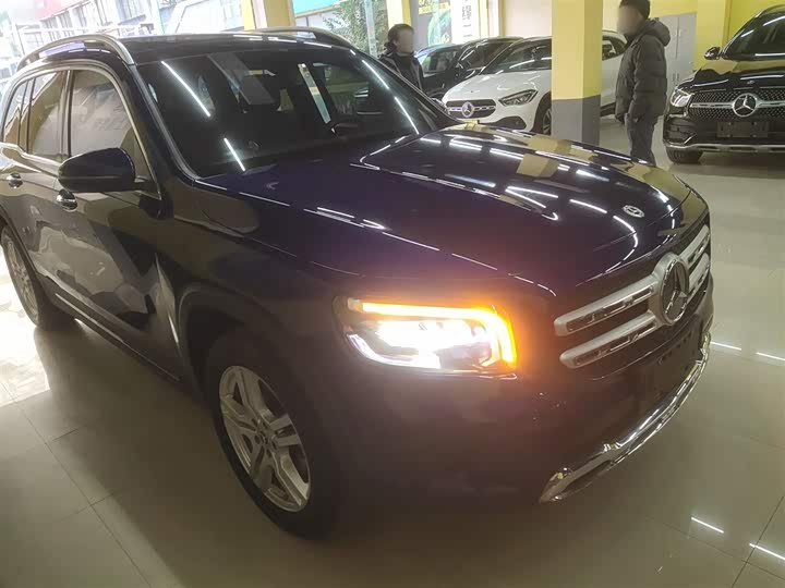 Фото 4 - Mercedes-Benz GLB-Class