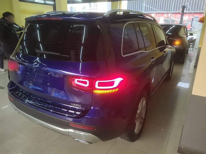 Фото 7 - Mercedes-Benz GLB-Class