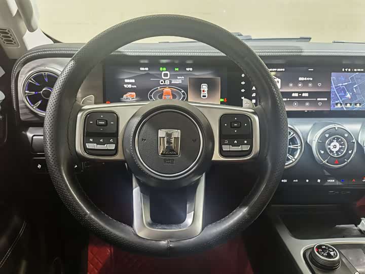 Фото 7 - Tank 300