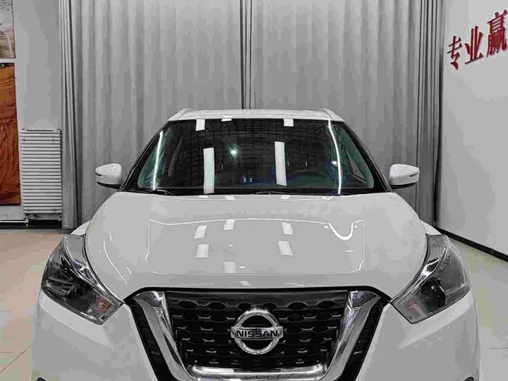 Фото 2 - Nissan Kicks