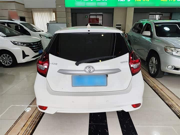 Фото 6 - Toyota Vios FS