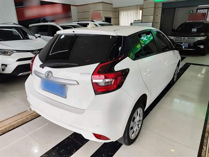 Фото 7 - Toyota Vios FS