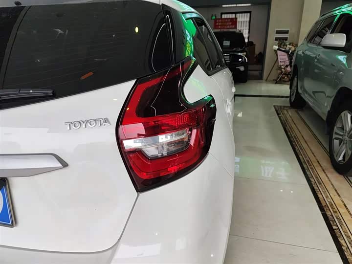 Фото 8 - Toyota Vios FS
