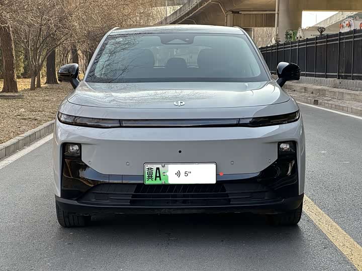 Фото 2 - Leapmotor B10