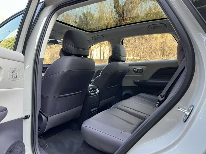 Фото 6 - Leapmotor B10