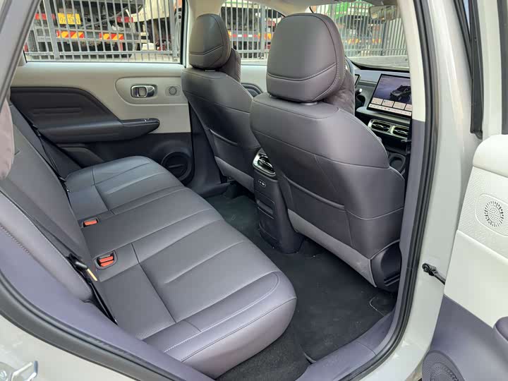 Фото 9 - Leapmotor B10