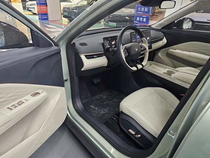 Фото 4 - BAIC Arcfox T1