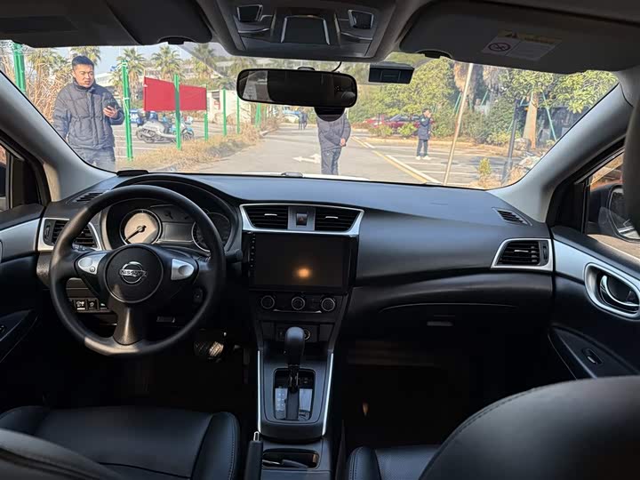 Фото 9 - Nissan Sylphy