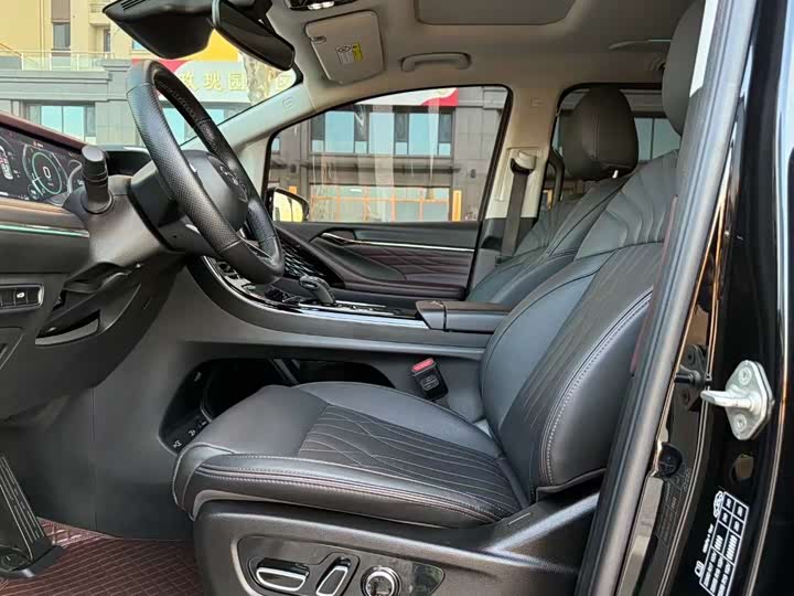 Фото 7 - GAC Trumpchi M8