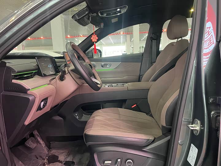 Фото 7 - Chery Fulwin T8