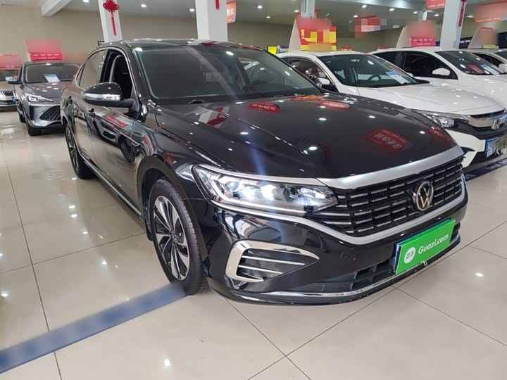 Фото 4 - Volkswagen Passat